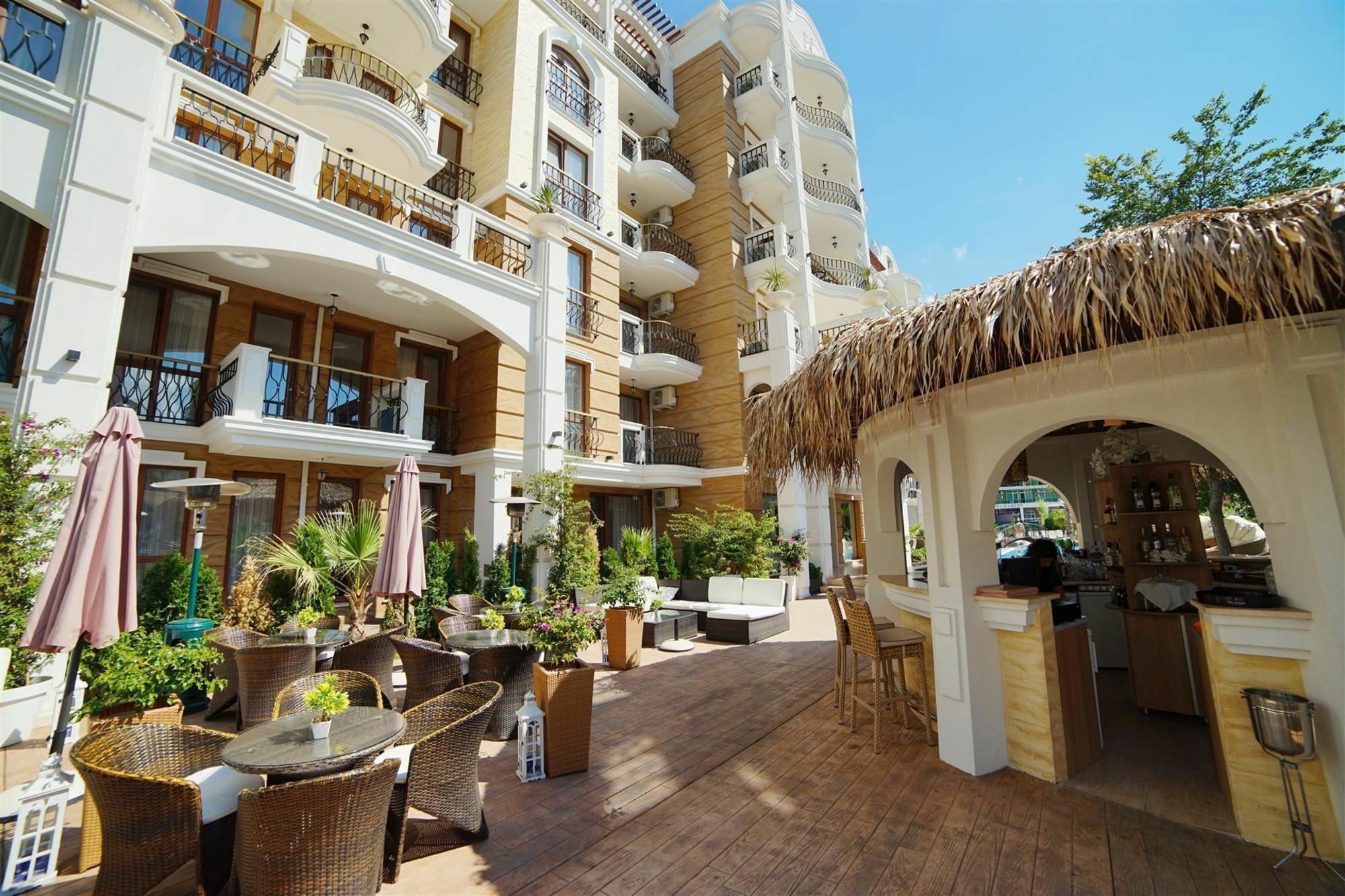 Harmony Suites - Dream Island Sunny Beach Exterior foto